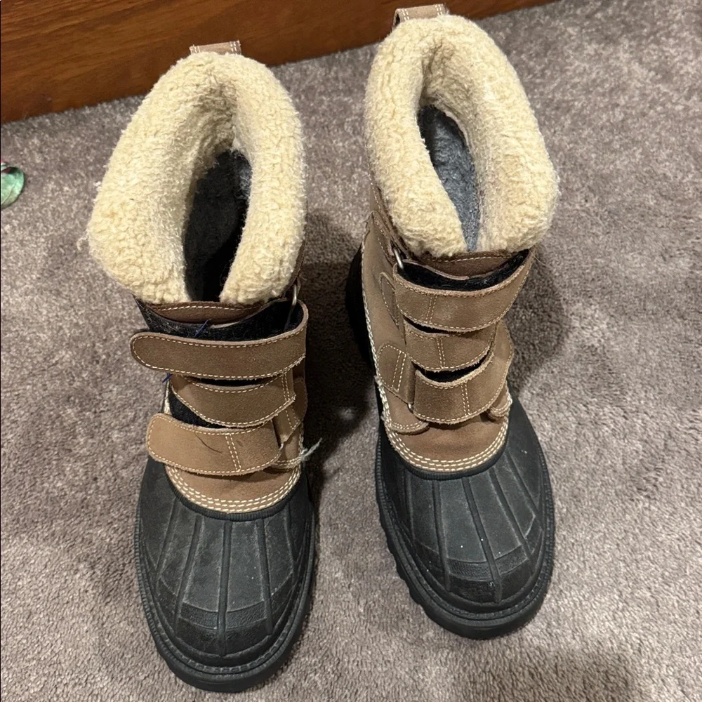 L.L. Bean Shearling Lined Duck Boots Tan Black Winter Snow Boots SIZE 9M